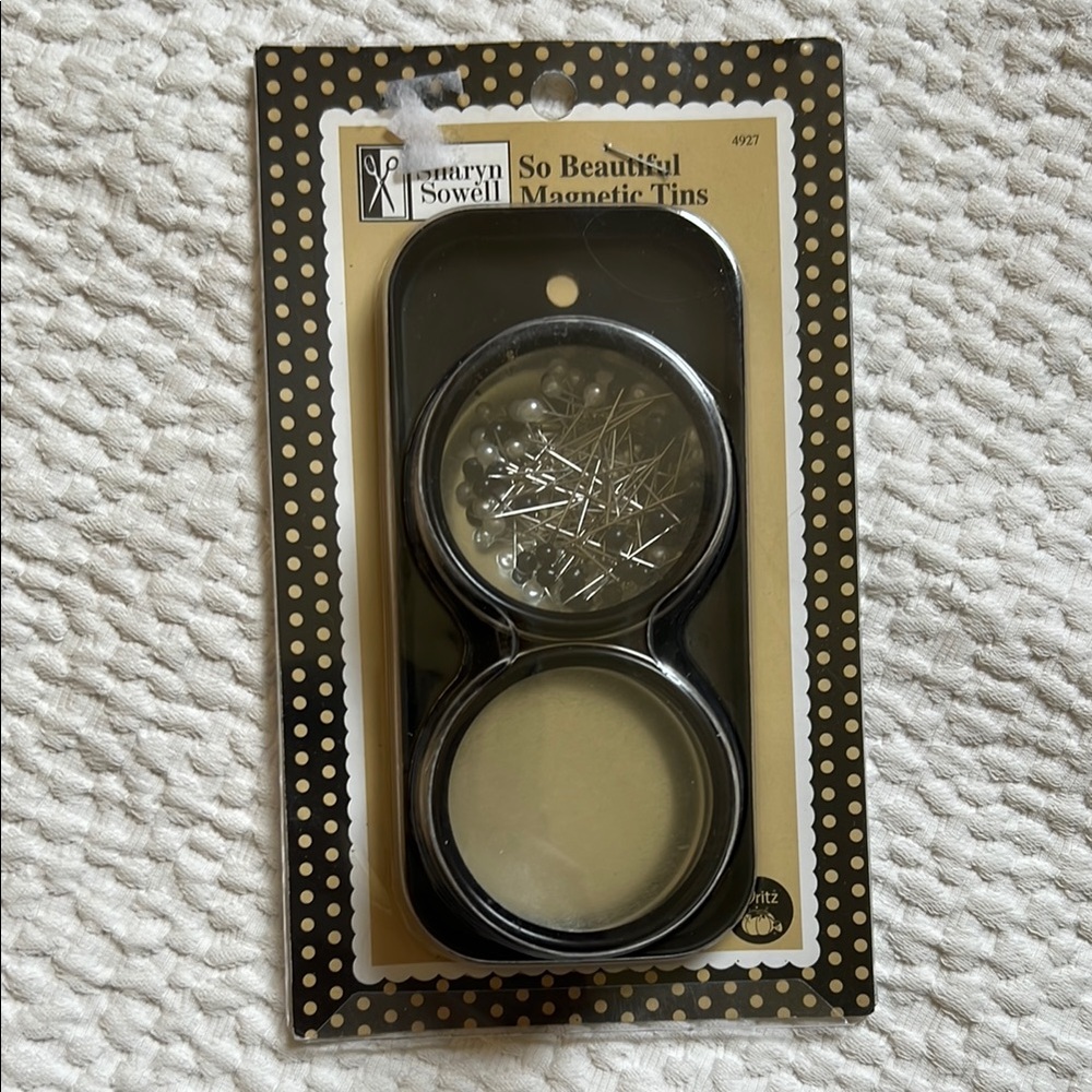 Magnetic Tins Set